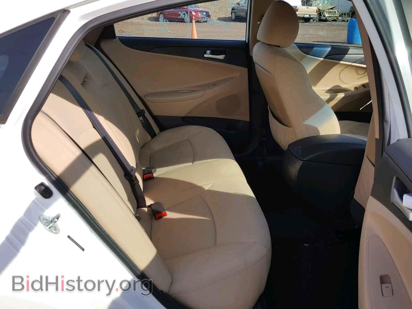 2012 Hyundai SONATA (VIN 5NPEB4AC8CH416000) — фото 6 из 10