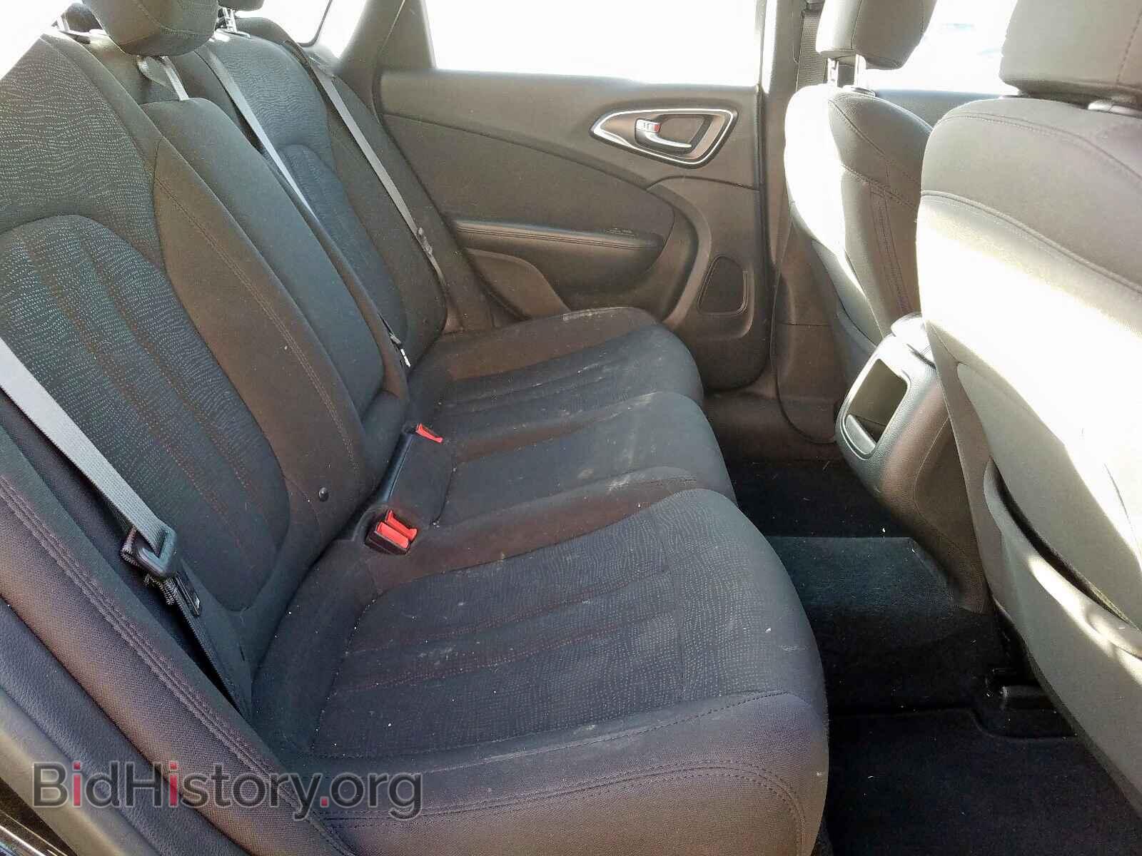 2015 CHRYSLER 200 - VIN: 1C3CCCAB5FN734638 - Фото 6