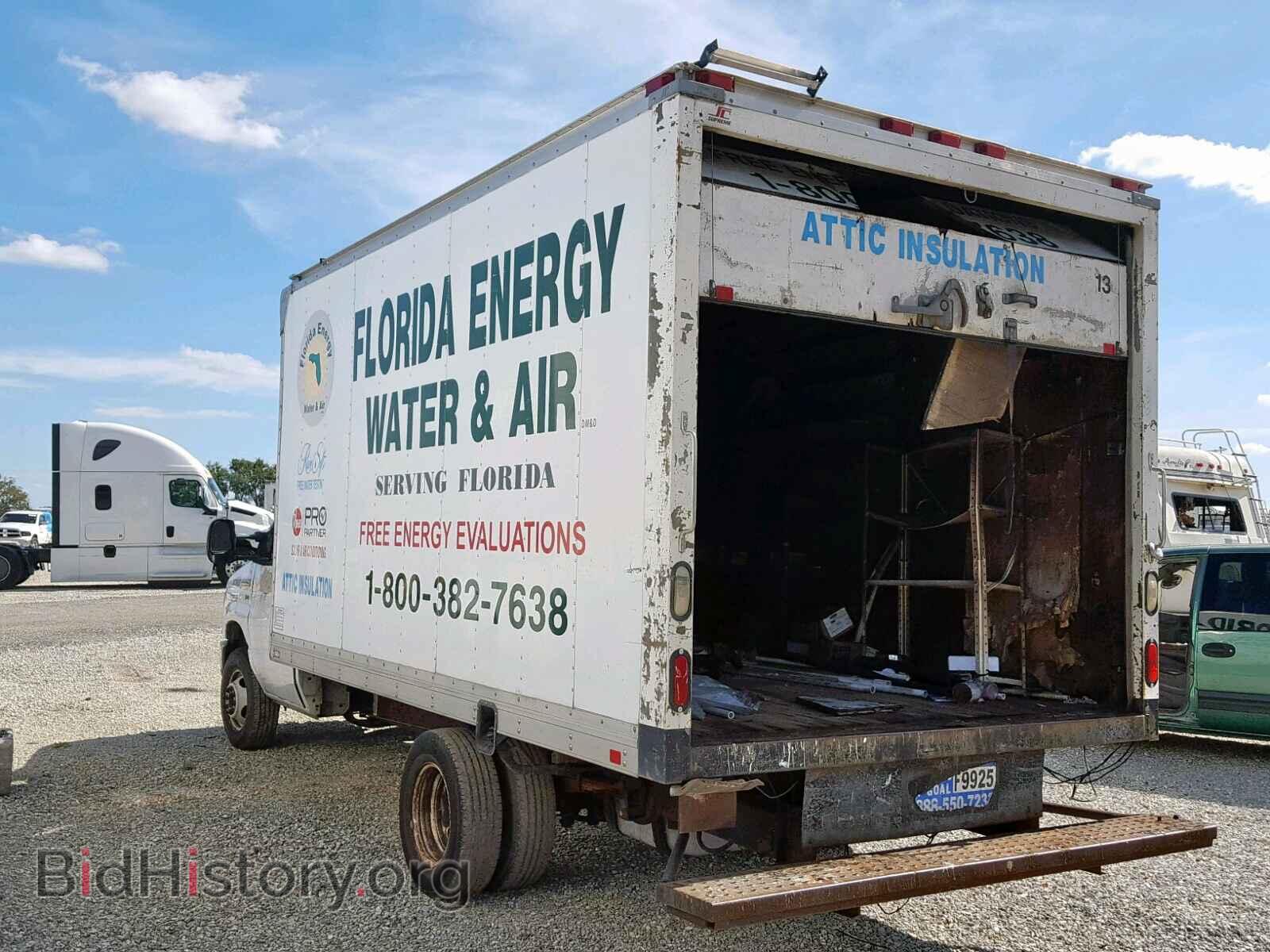 2011 FORD ECONOLINE - VIN: 1FDWE3FL4BDA29538 - Фото 3