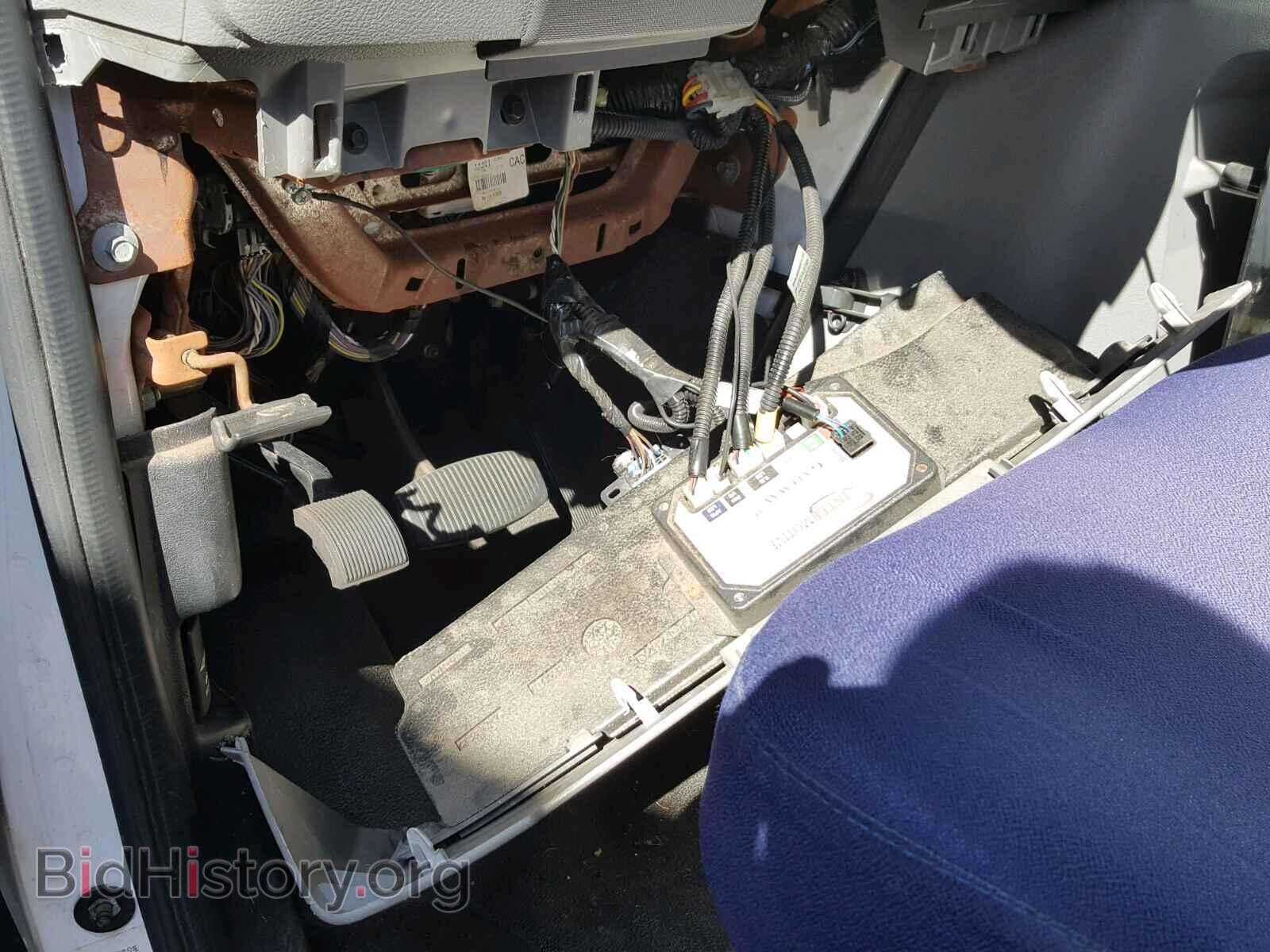2010 FORD ECONOLINE - VIN: 1FDFE4FP1ADA39676 - Photo 9