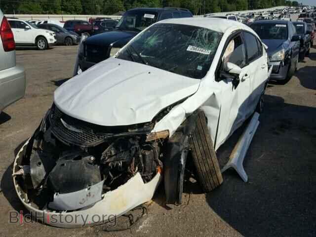 2016 CHRYSLER 200 - VIN: 1C3CCCBB3GN124172 - Фото 2