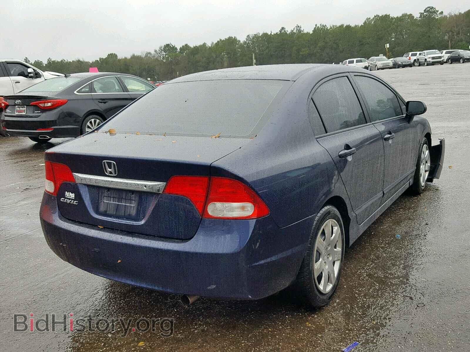2011 HONDA CIVIC LX - VIN: 19XFA1F57BE010163 - Фото 4