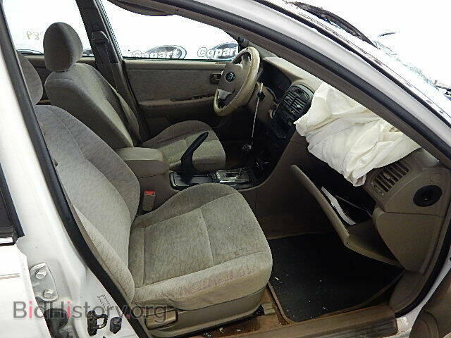 2005 KIA OPTIMA - VIN: KNAGD126655424493 - Фото 5
