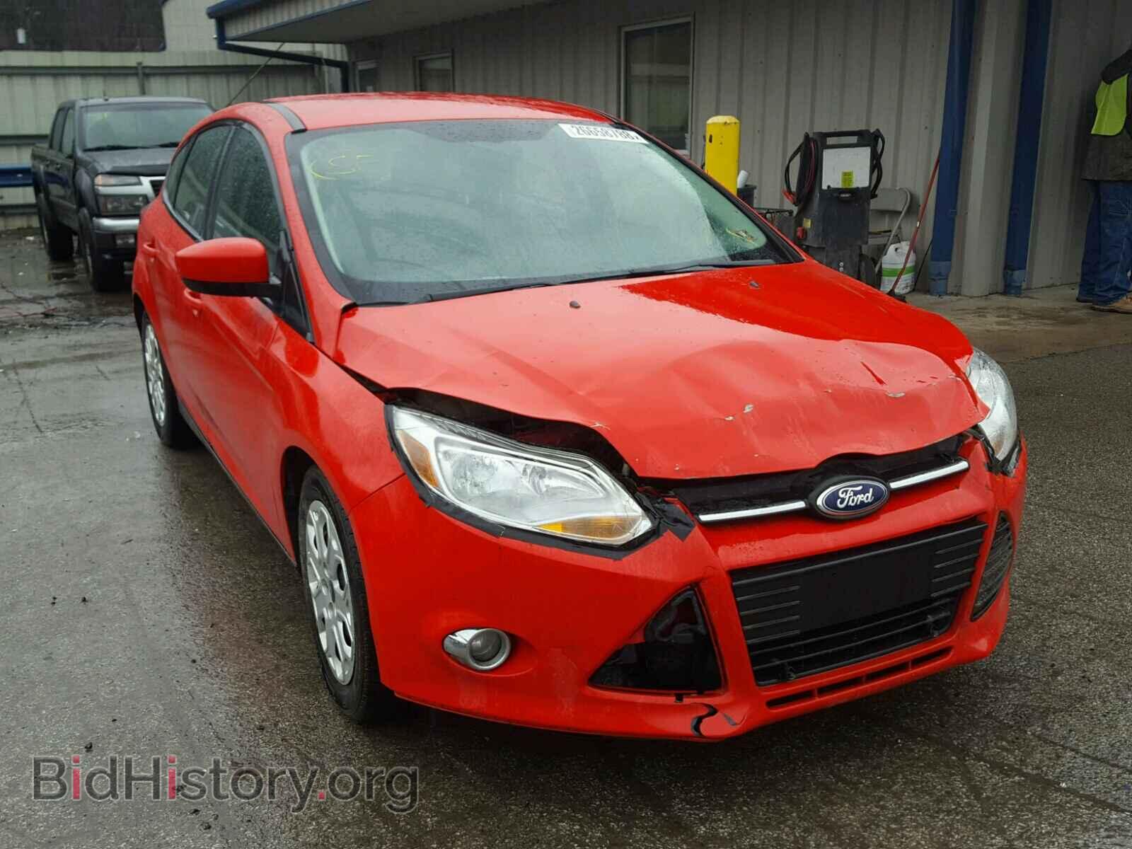 Photo 1FAHP3K2XCL230586 - FORD FOCUS 2012