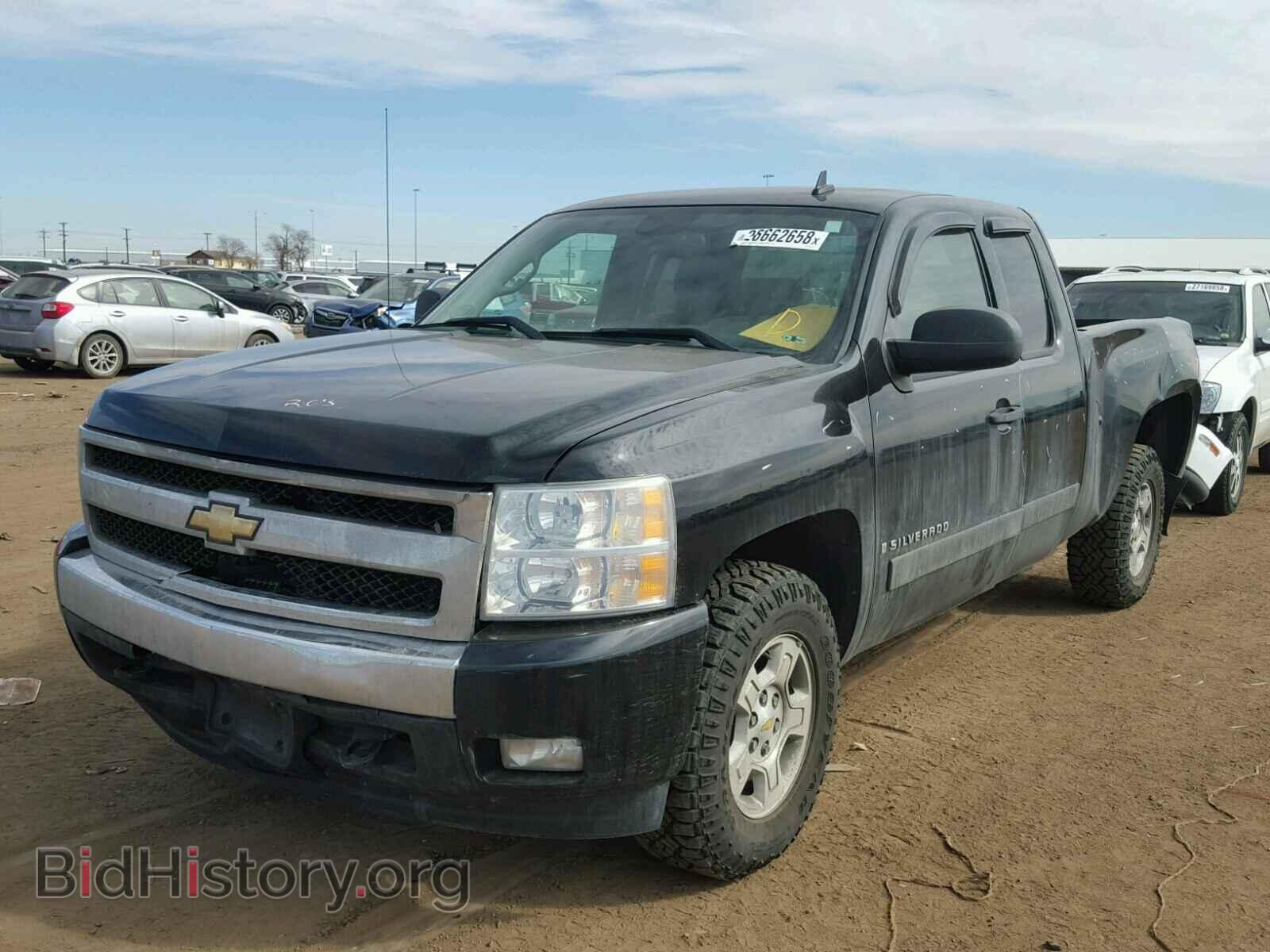 2007 CHEVROLET SILVERADO - VIN: 2GCEK190571698810 - Photo 2