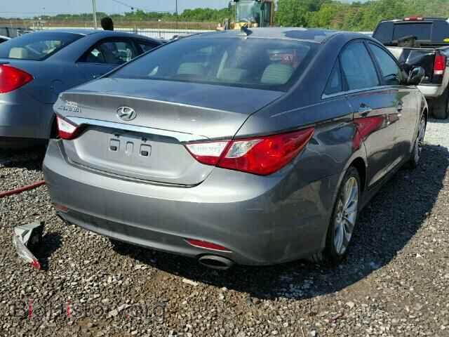 2012 Hyundai SONATA (VIN 5NPEC4AC0CH503015) — фото 4 из 10