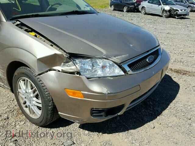 2005 FORD FOCUS - VIN: 1FAFP34N15W305689 - Фото 10