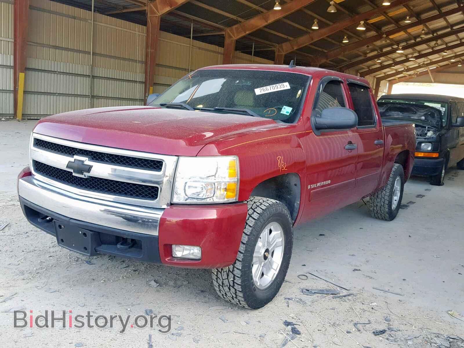 2007 CHEVROLET SILVERADO - VIN: 2GCEK13MX71513002 - Фото 2