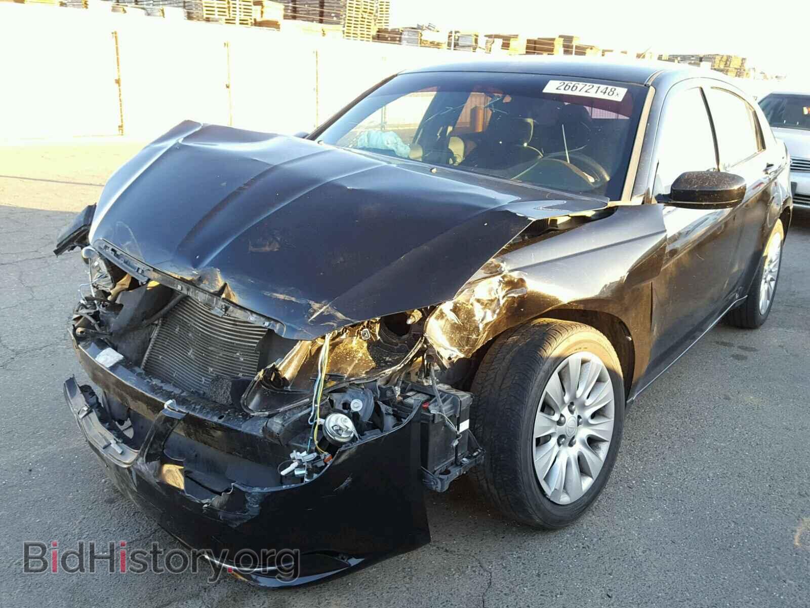 2013 CHRYSLER 200 - VIN: 1C3CCBAB8DN735371 - Photo 2