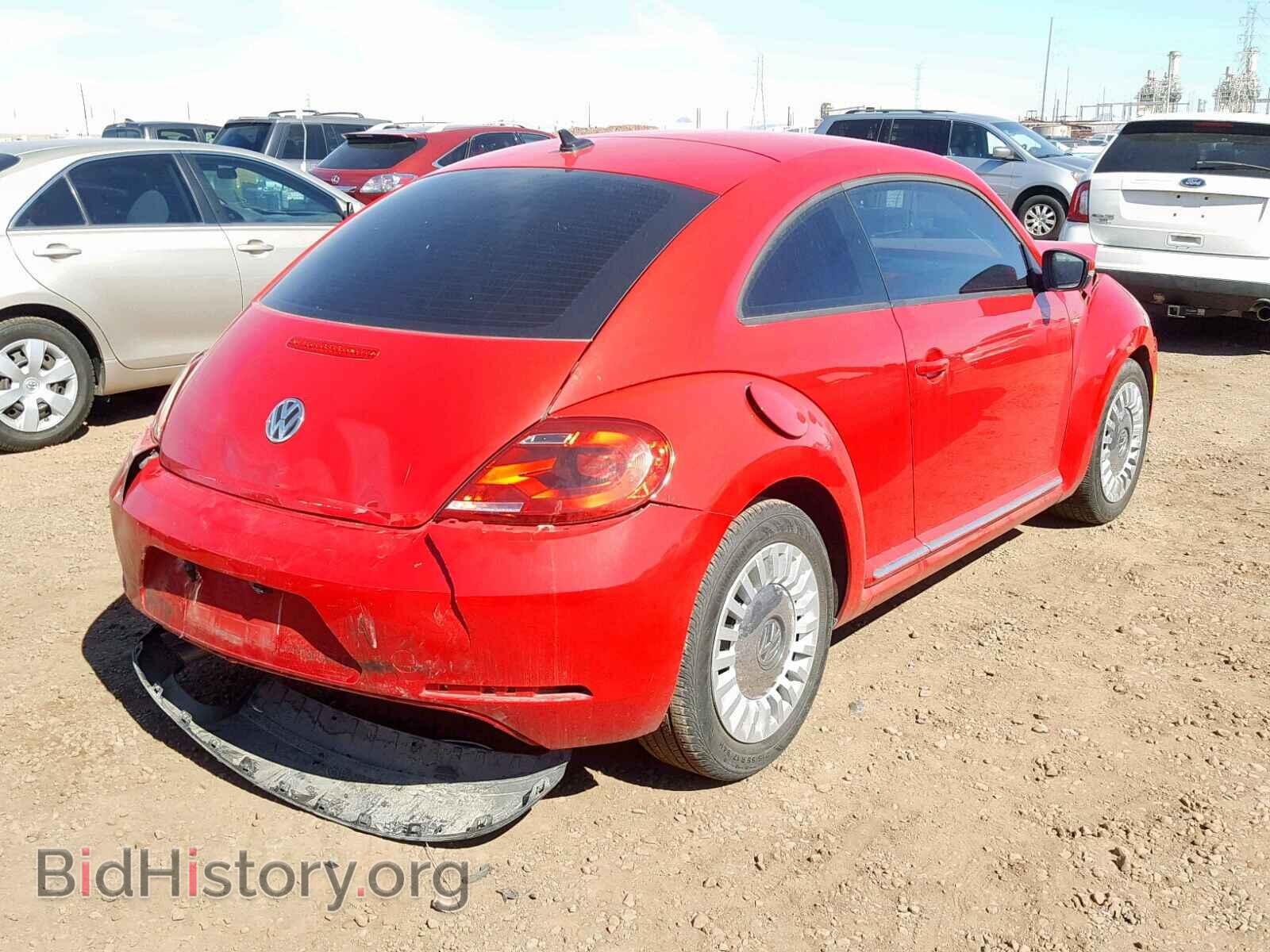 2014 VOLKSWAGEN BEETLE - VIN: 3VWJP7AT3EM623079 - Фото 4