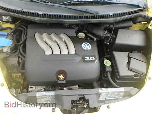 2000 VOLKSWAGEN BEETLE - VIN: 3VWBA21C1YM500541 - Фото 7