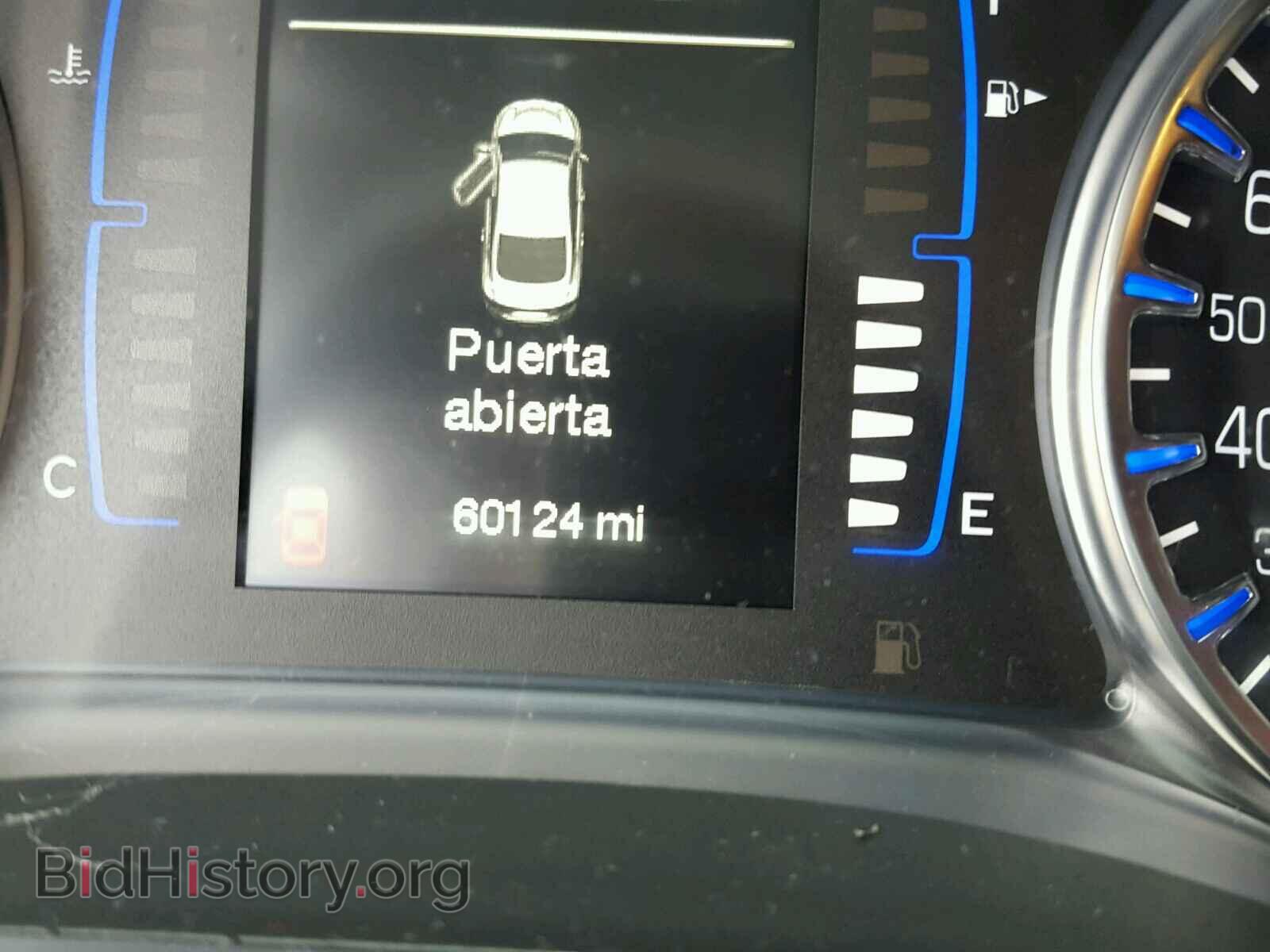 2015 CHRYSLER 200 - VIN: 1C3CCCAB0FN640294 - Фото 8