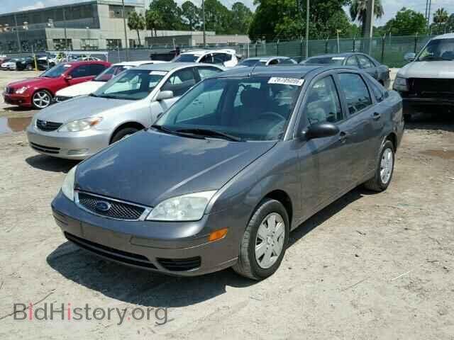 2007 FORD FOCUS - VIN: 1FAFP34N97W172036 - Фото 2