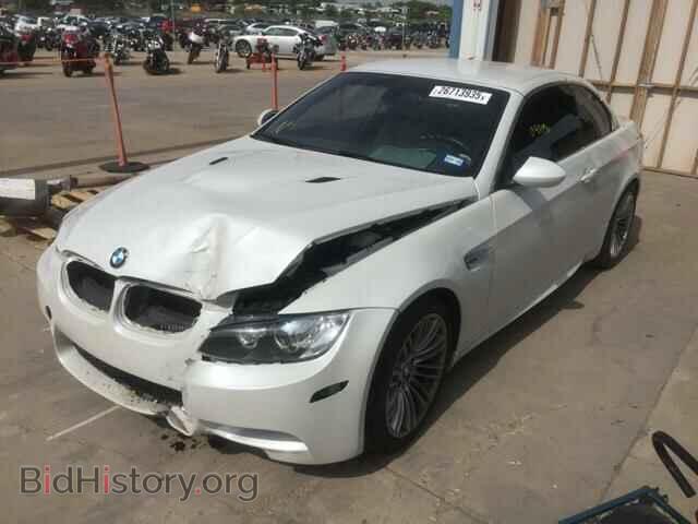 2011 BMW M3 - VIN: WBSDX9C54BE585088 - Фото 2