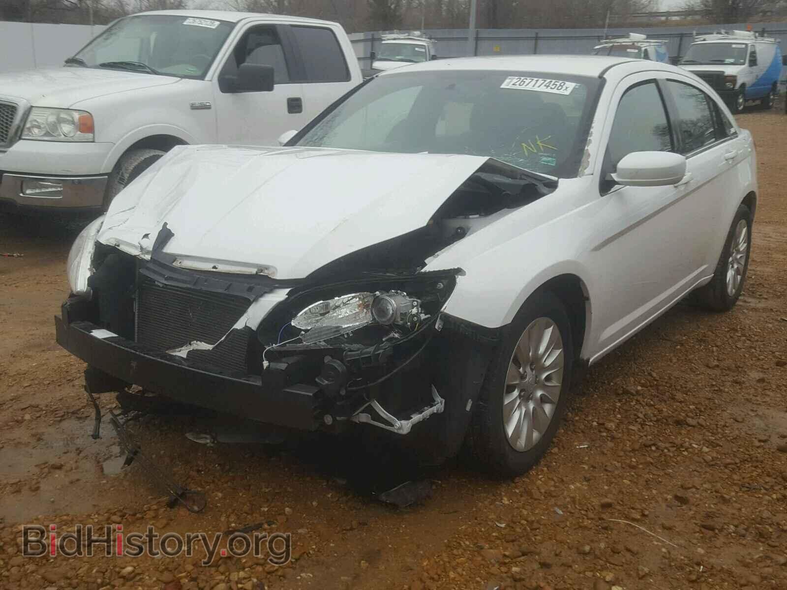 2014 CHRYSLER 200 - VIN: 1C3CCBABXEN209986 - Фото 2