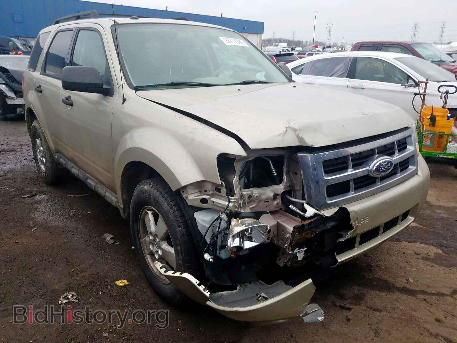 Фотография 1FMCU0DG7BKC62075 - FORD ESCAPE 2011