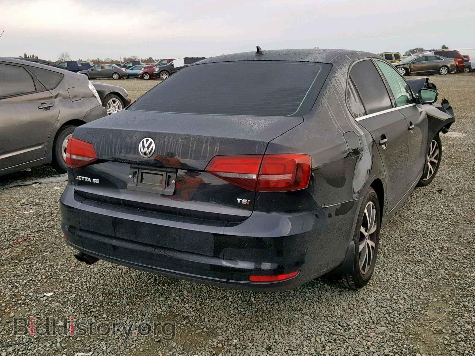 2017 VOLKSWAGEN JETTA - VIN: 3VWDB7AJ8HM397328 - Фото 4