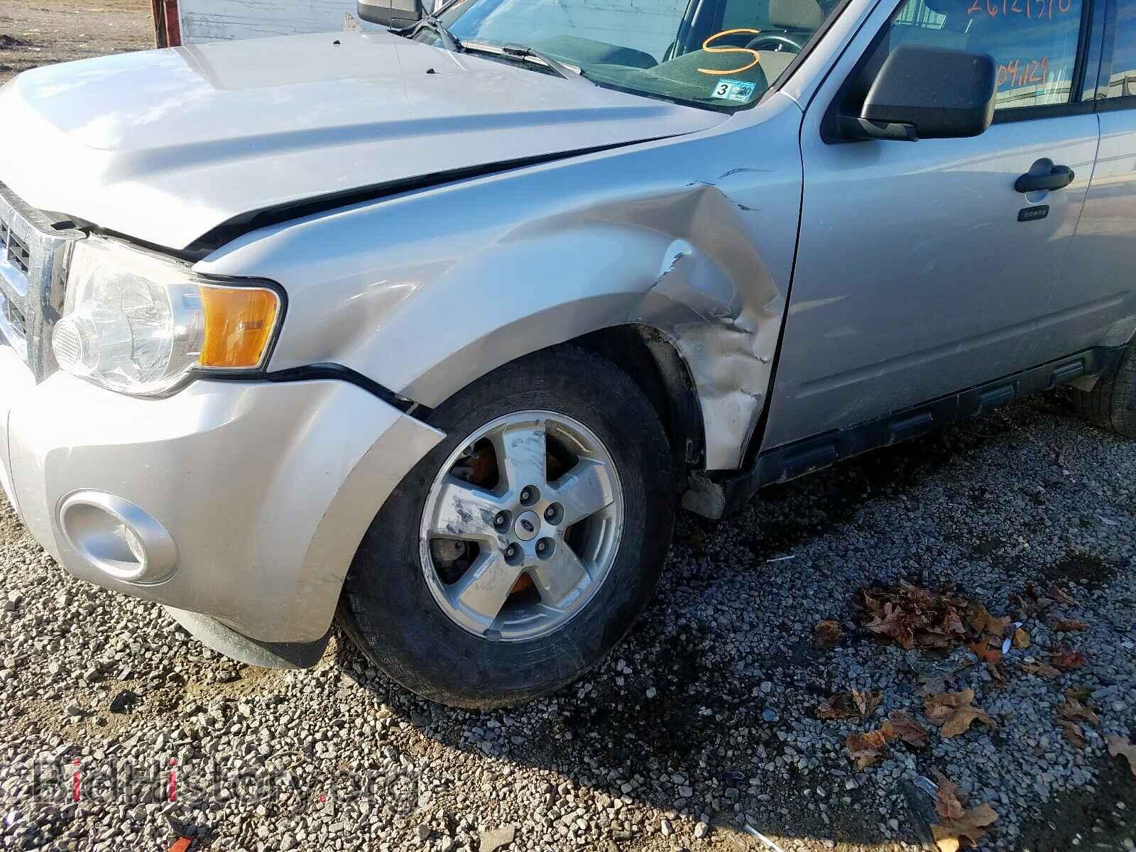2011 FORD ESCAPE - VIN: 1FMCU9DG8BKB51555 - Фото 9
