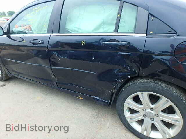 2012 CHRYSLER 200 - VIN: 1C3CCBAGXCN235870 - Фото 10