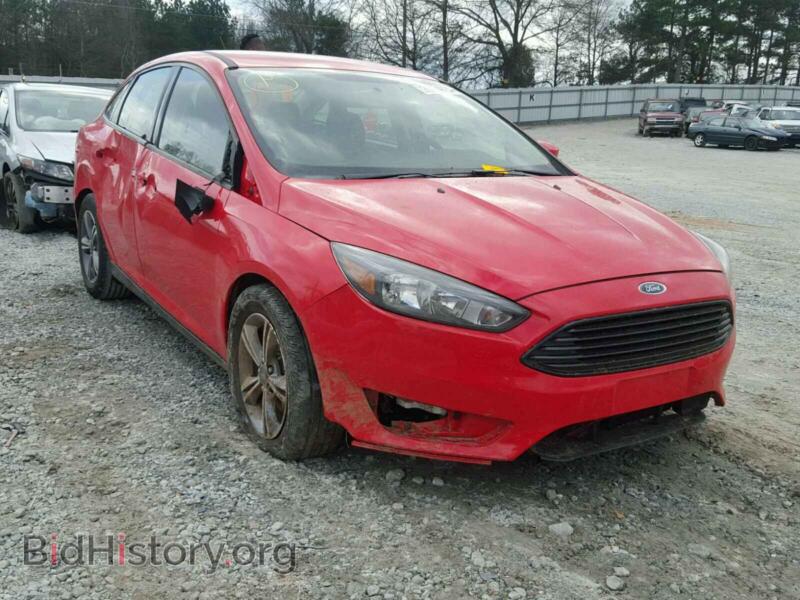 2017 Ford FOCUS Focus SE (VIN 1FADP3FE7HL305903) — photo 1 of 10, Copart, damage: side