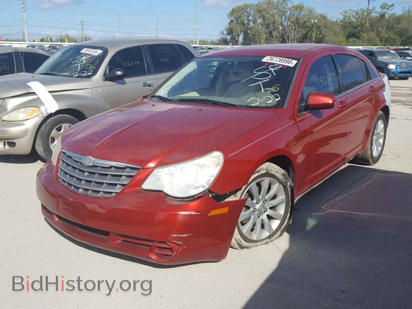 2010 CHRYSLER SEBRING - VIN: 1C3CC5FB4AN123190 - Фото 2