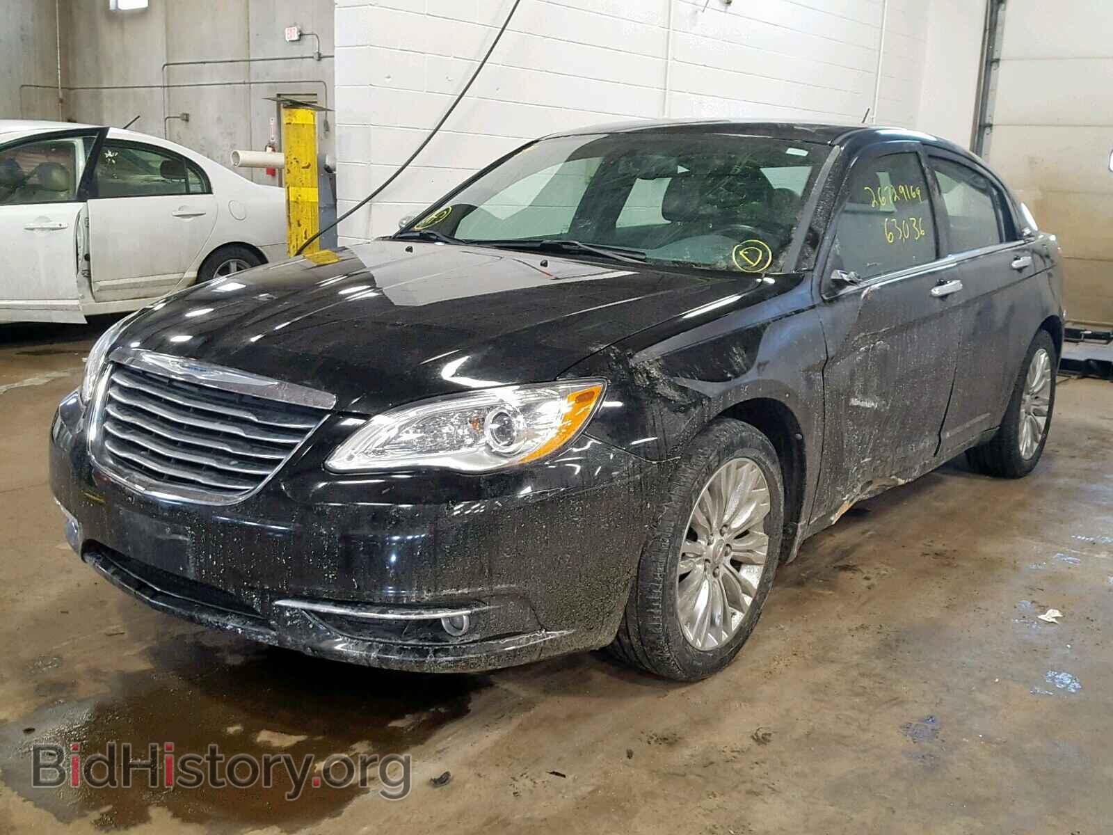 2013 CHRYSLER 200 - VIN: 1C3CCBCG0DN679077 - Photo 2