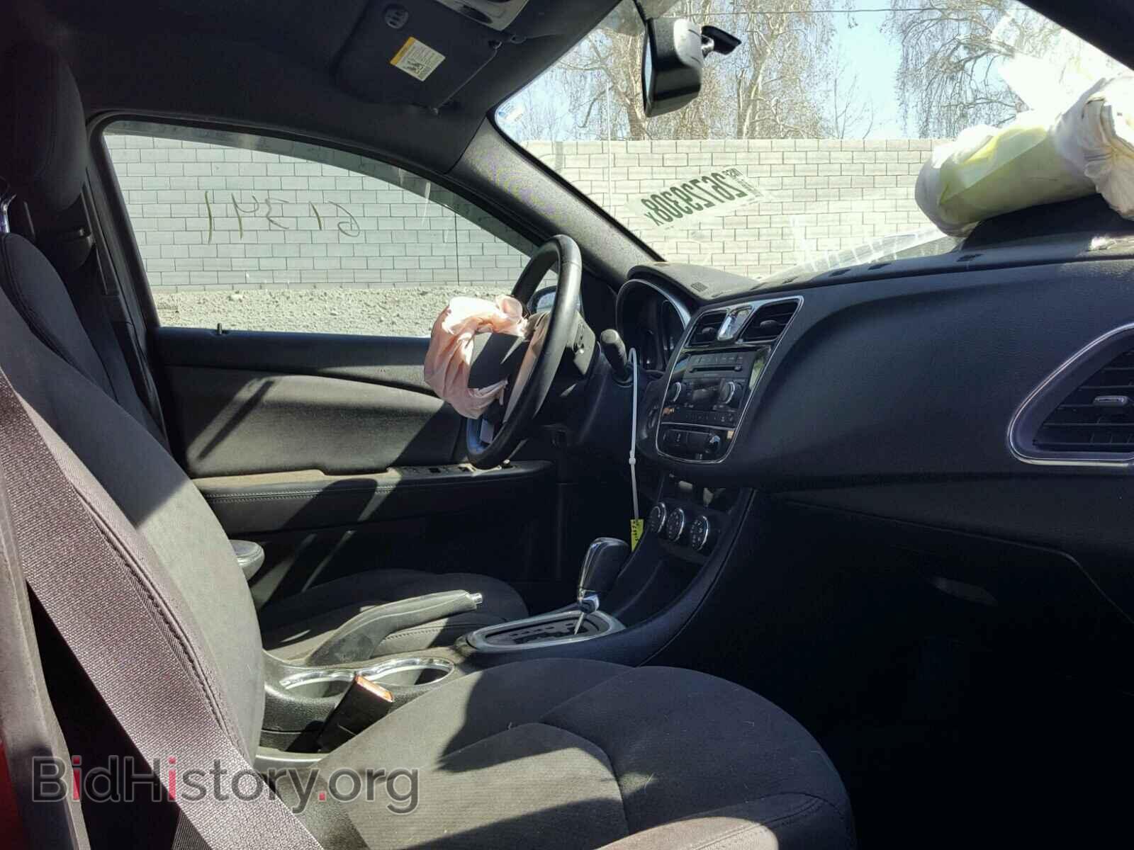 2014 CHRYSLER 200 - VIN: 1C3CCBBB8EN107410 - Фото 5