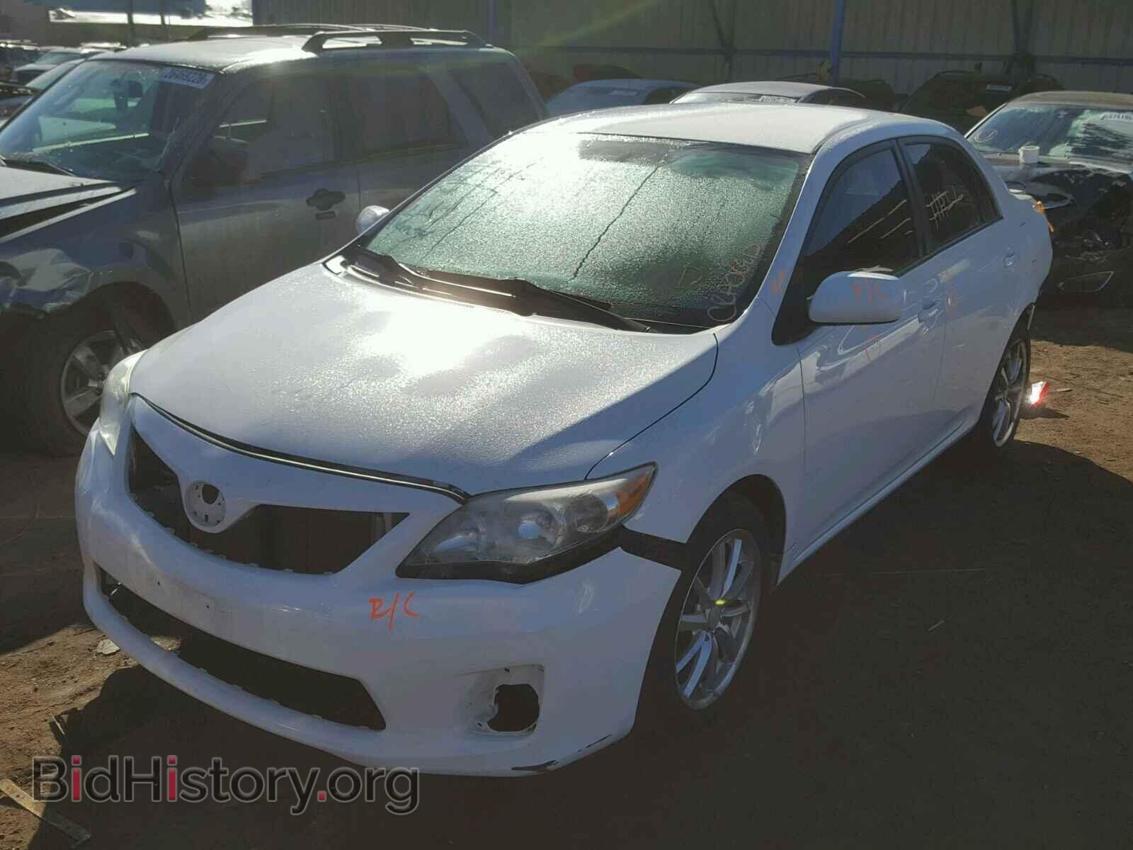2011 TOYOTA COROLLA BA - VIN: 2T1BU4EE2BC589683 - Фото 2