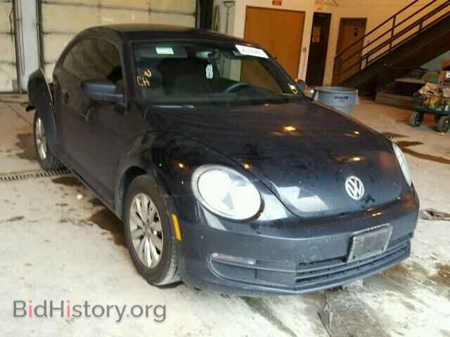 Photo 3VWFP7AT3DM663652 - VOLKSWAGEN BEETLE 2013