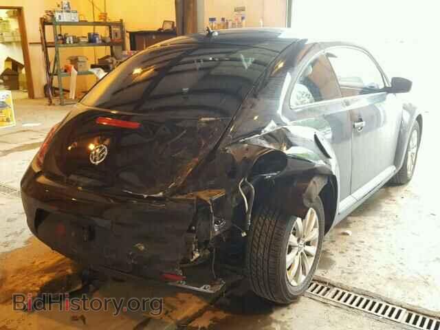 2013 VOLKSWAGEN BEETLE - VIN: 3VWFP7AT3DM663652 - Фото 4