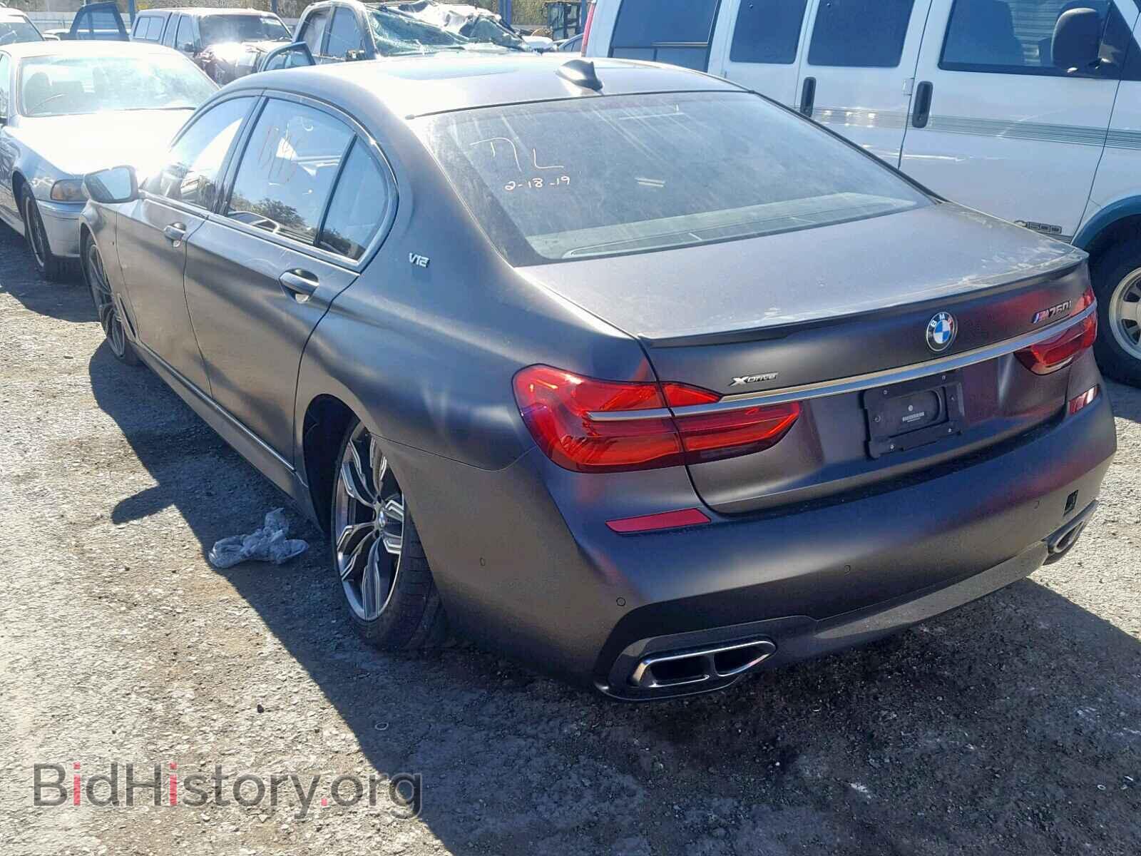 2017 BMW M7 - VIN: WBA7H6C52HG614338 - Фото 3