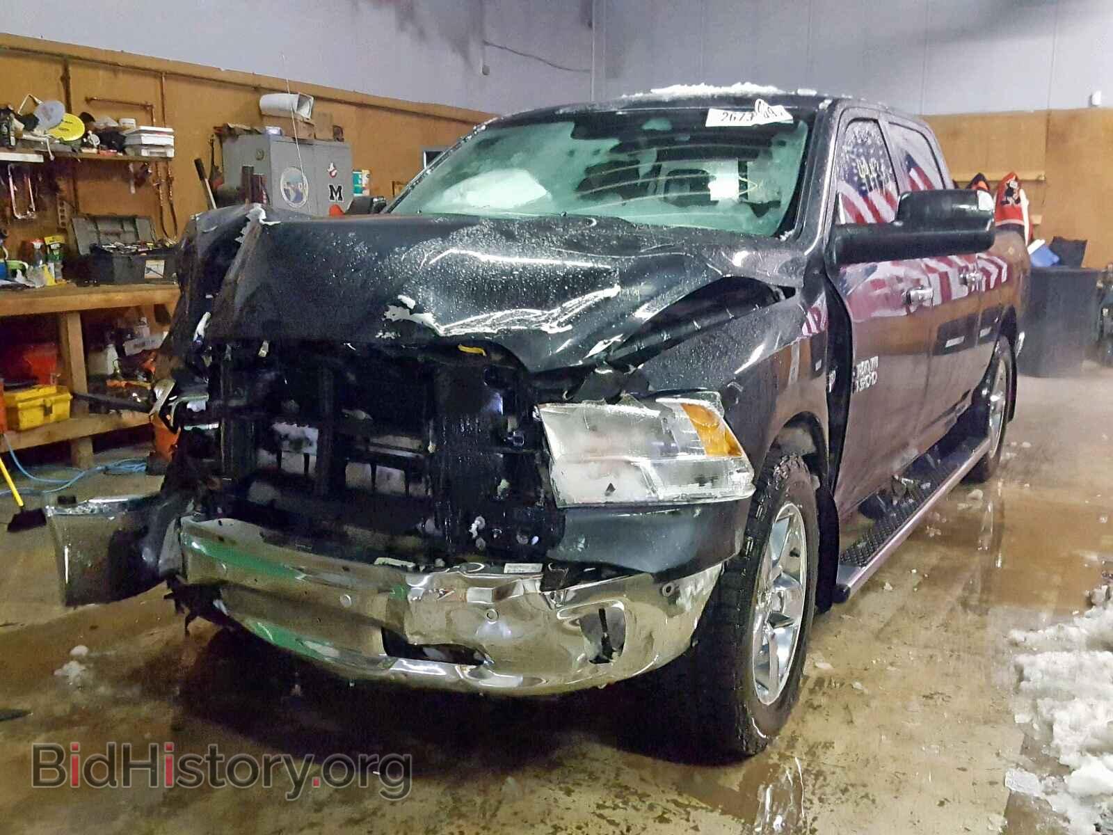 2016 RAM 1500 SLT - VIN: 1C6RR7TT7GS324709 - Фото 2