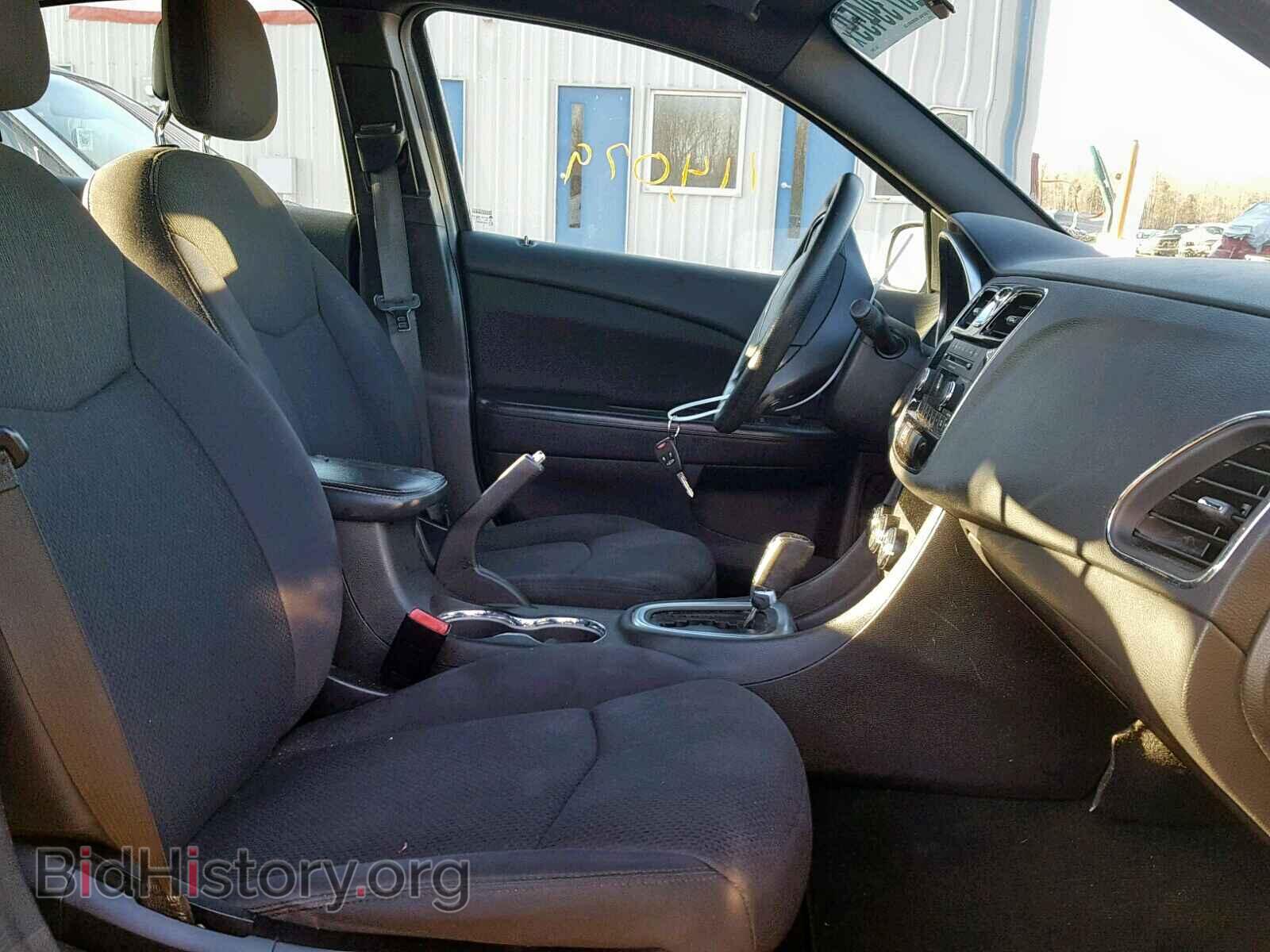 2012 CHRYSLER 200 - VIN: 1C3CCBAB7CN235961 - Photo 5