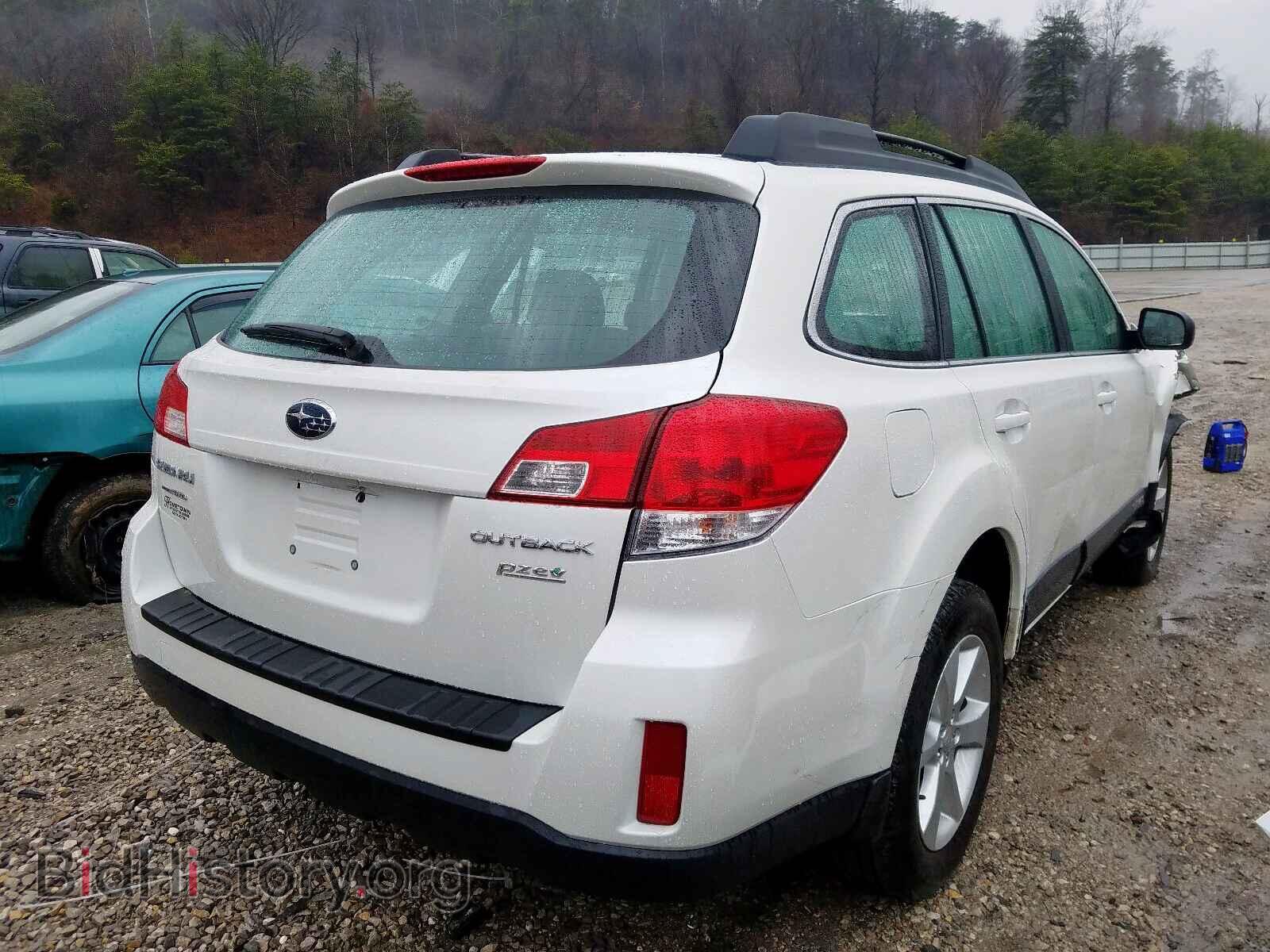 2014 SUBARU OUTBACK - VIN: 4S4BRBAC9E3211895 - Фото 4