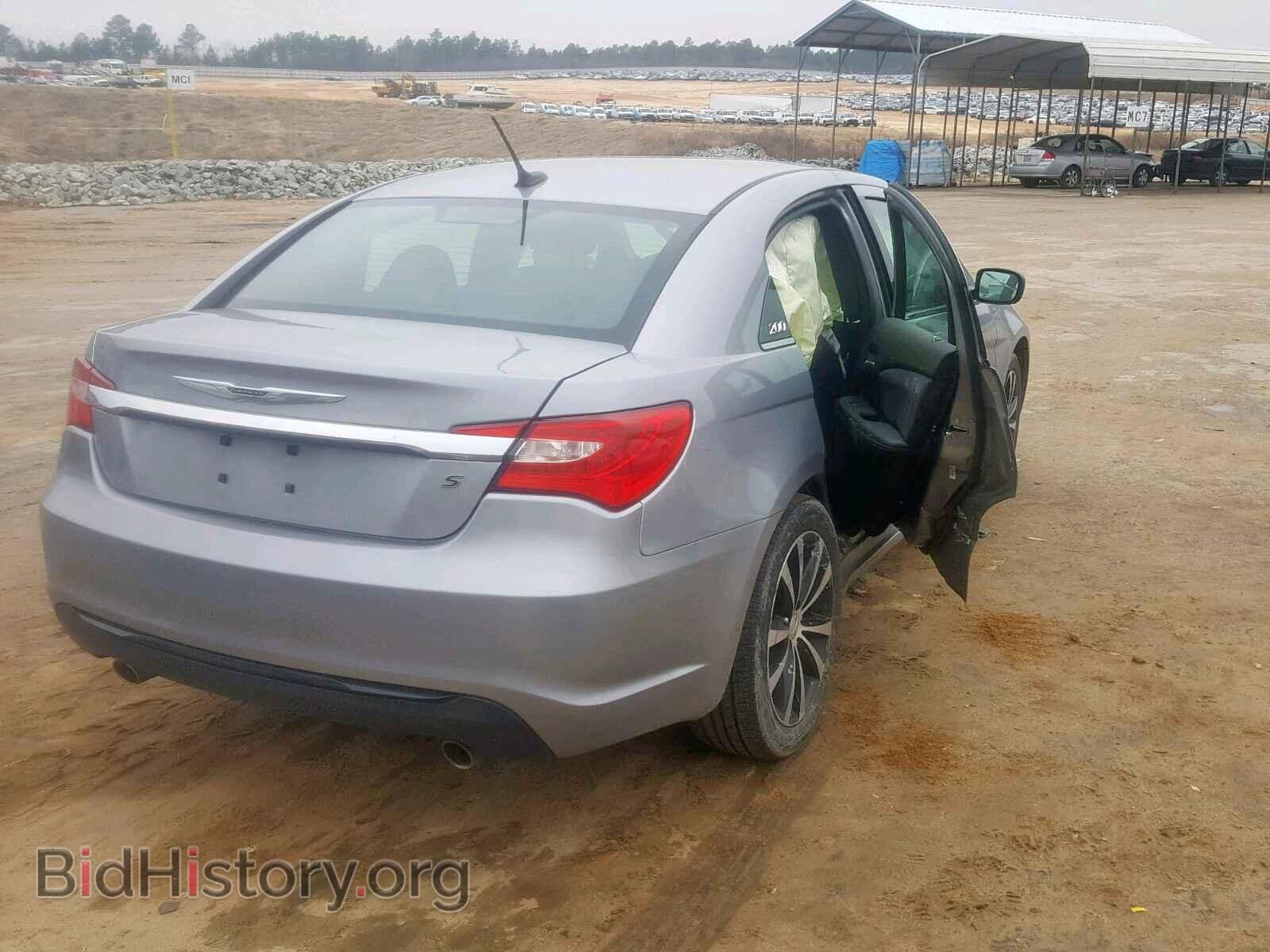 2013 CHRYSLER 200 - VIN: 1C3CCBCG6DN574060 - Photo 4