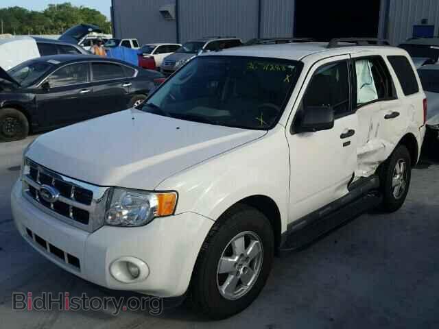 2011 FORD ESCAPE - VIN: 1FMCU0D79BKB57618 - Фото 2