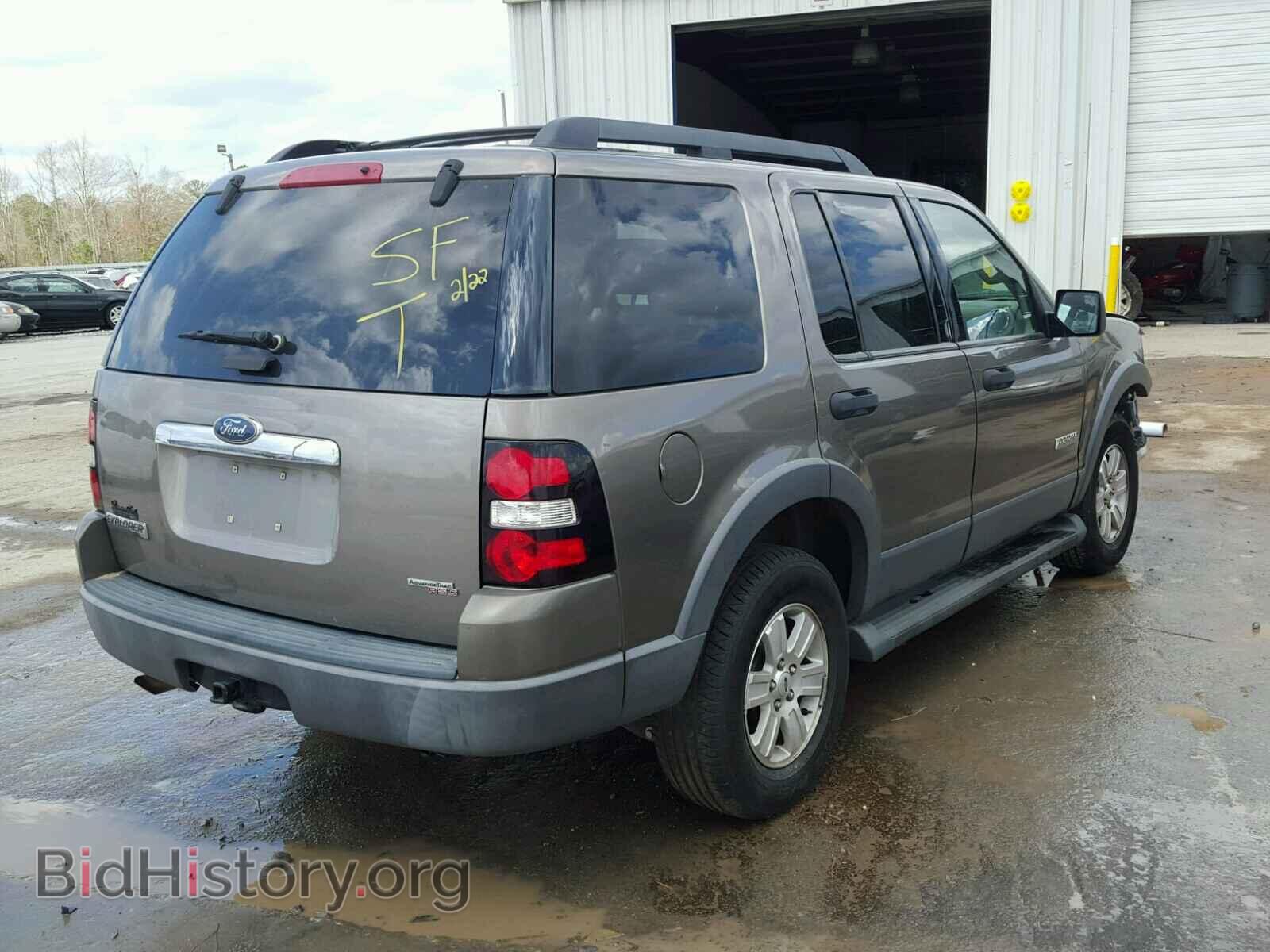 2006 FORD EXPLORER - VIN: 1FMEU63EX6UB20499 - Фото 4