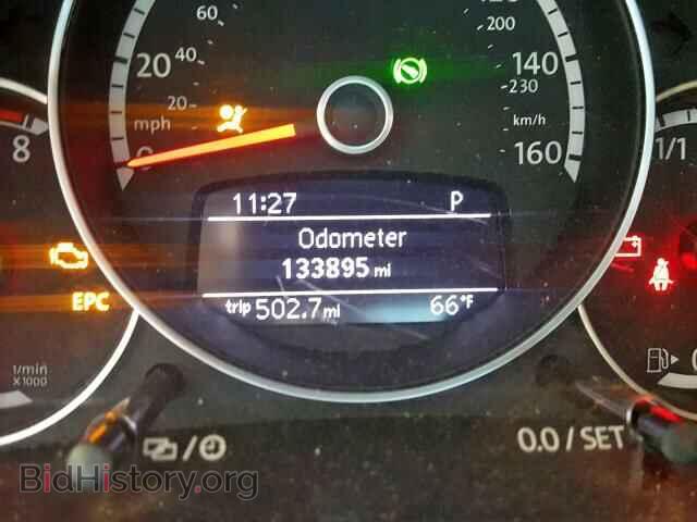 2014 VOLKSWAGEN BEETLE - VIN: 3VWJ07AT5EM665628 - Фото 8