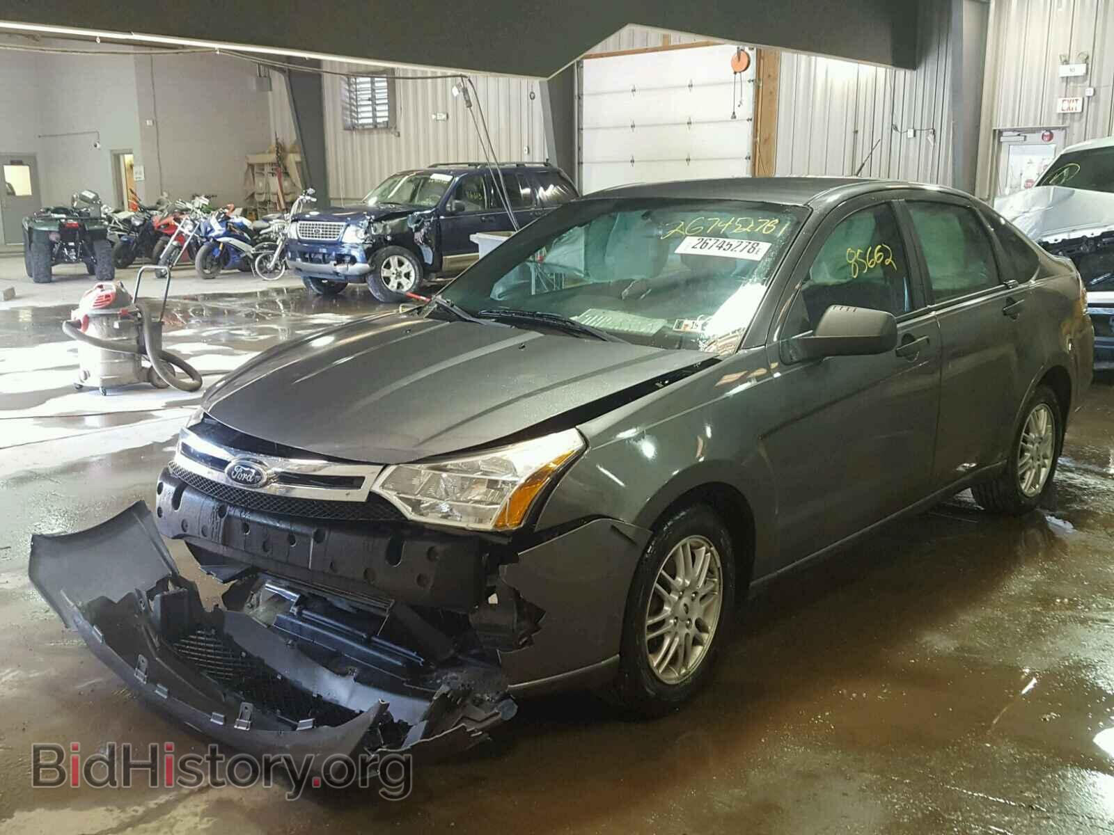 2009 FORD FOCUS - VIN: 1FAHP35N09W193481 - Фото 2
