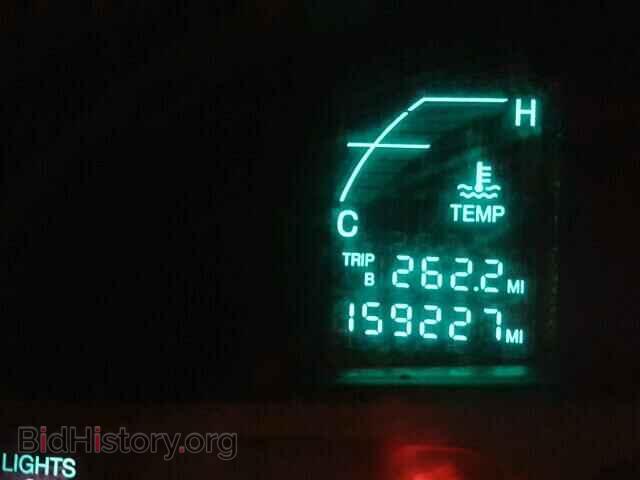 2002 CADILLAC DEVILLE - VIN: 1G6KD54Y32U232990 - Фото 8