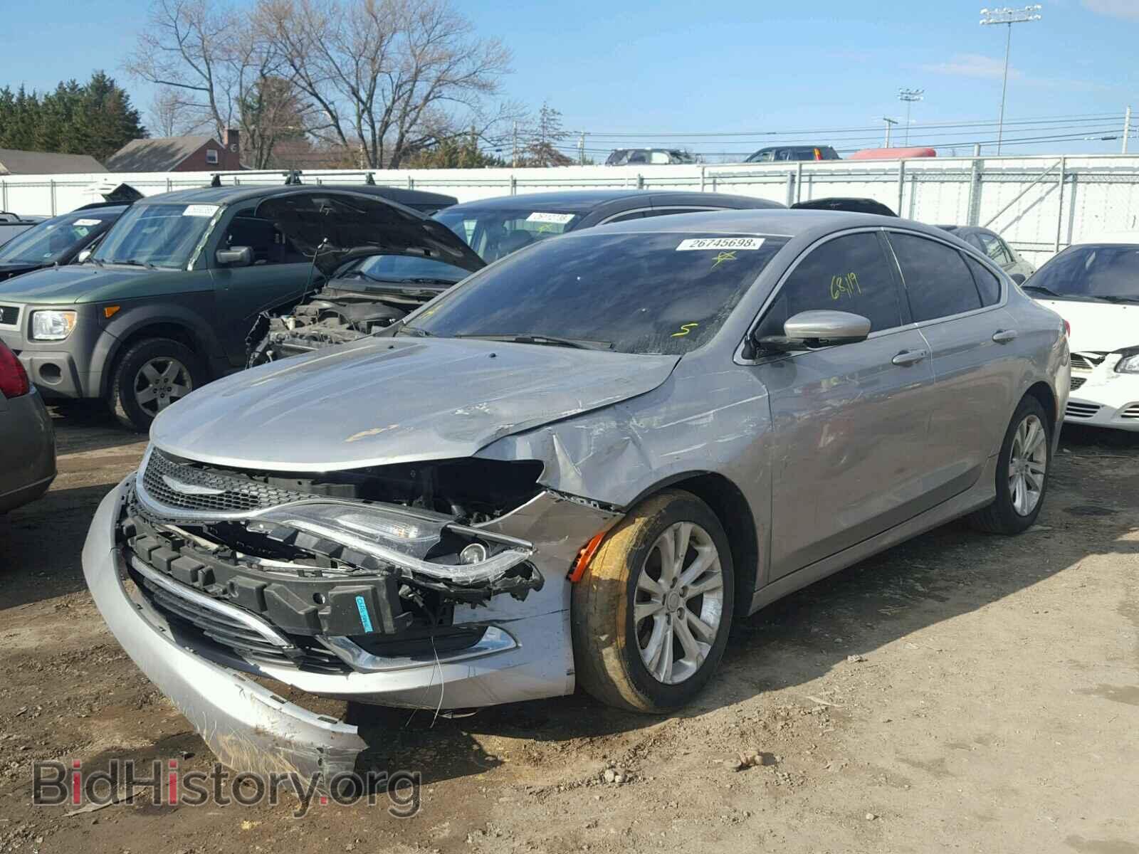 2015 CHRYSLER 200 - VIN: 1C3CCCAB5FN570324 - Photo 2