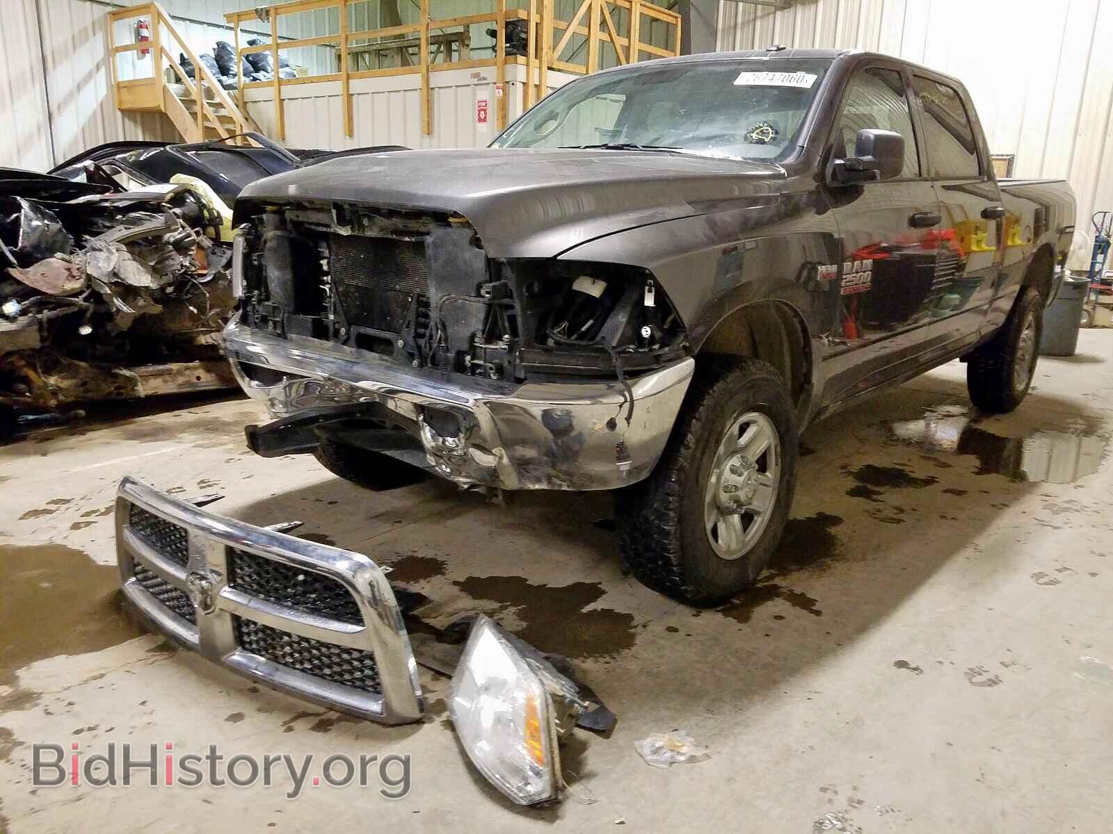 2017 RAM 2500 ST - VIN: 3C6TR5CTXHG699917 - Фото 2