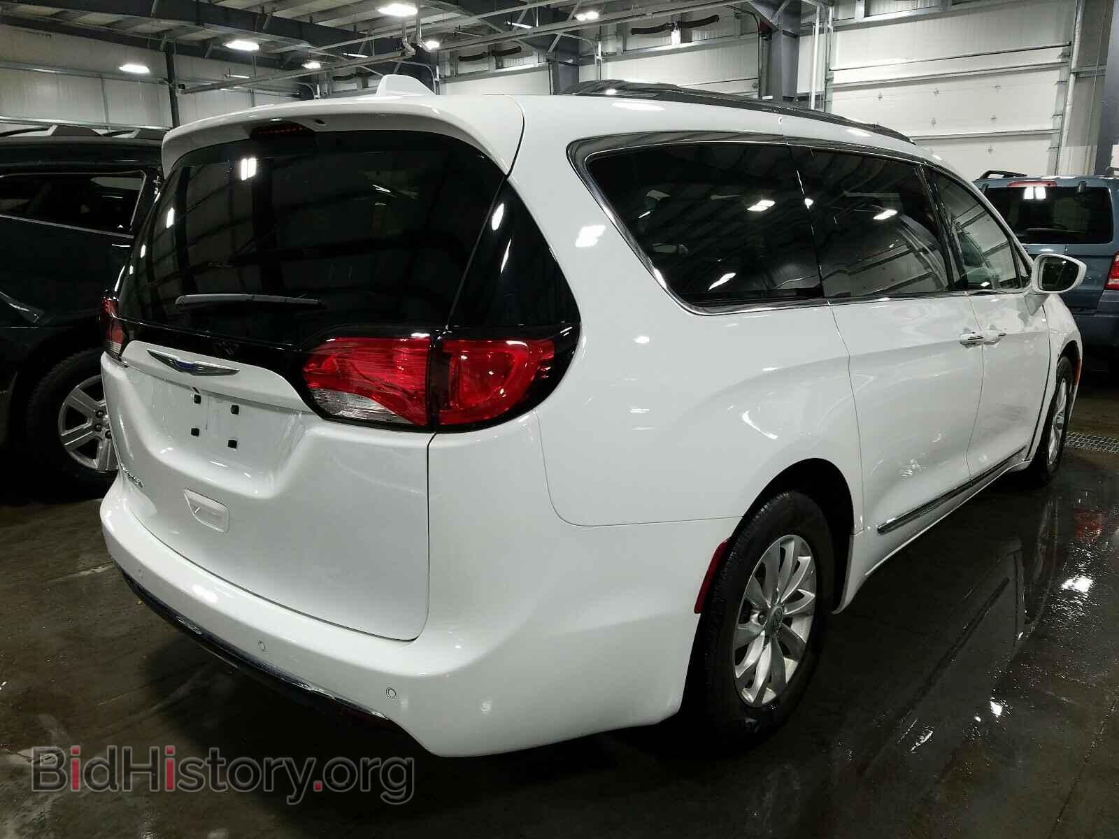 2018 CHRYSLER PACIFICA - VIN: 2C4RC1BG9JR195117 - Фото 4