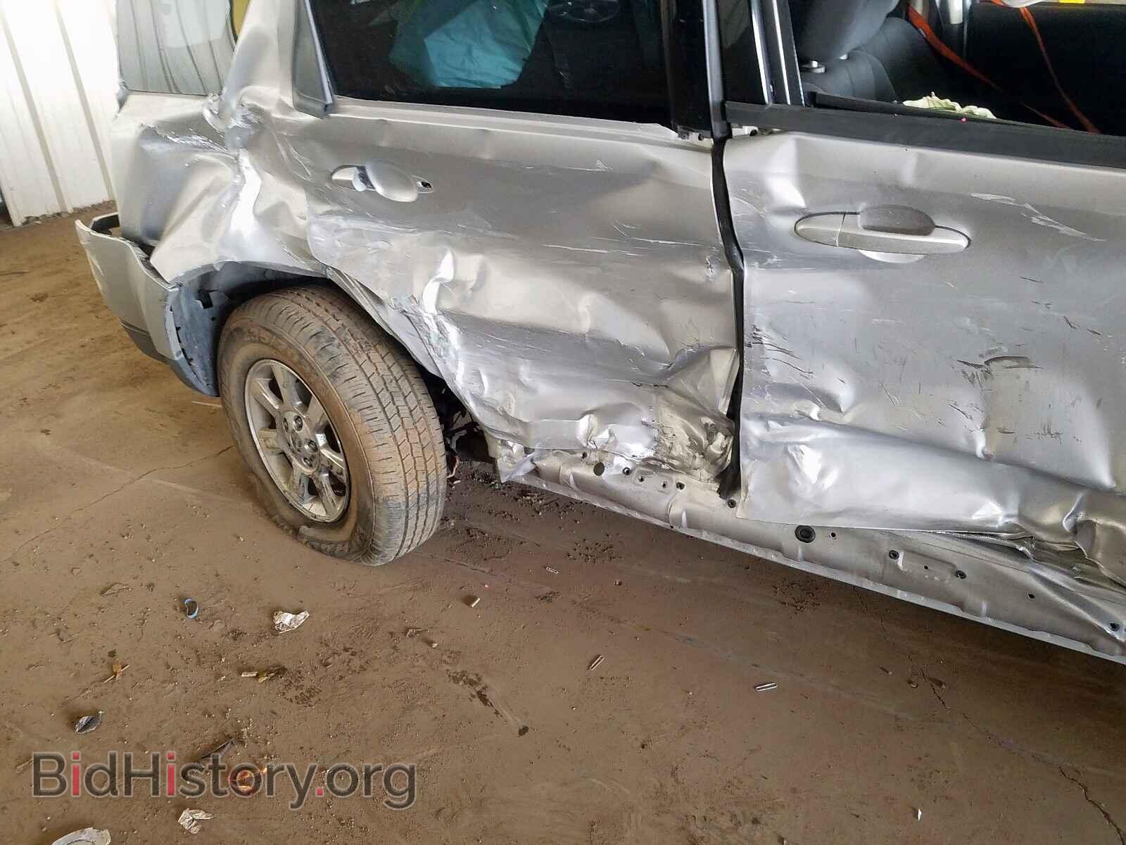 2011 MAZDA TRIBUTE - VIN: 4F2CY0C72BKM07355 - Фото 10