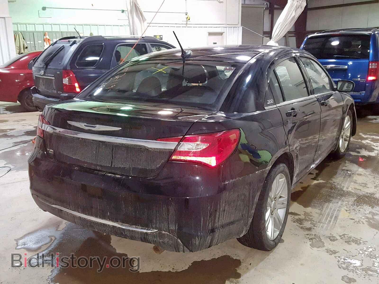 2013 CHRYSLER 200 - VIN: 1C3CCBAB1DN762315 - Фото 4