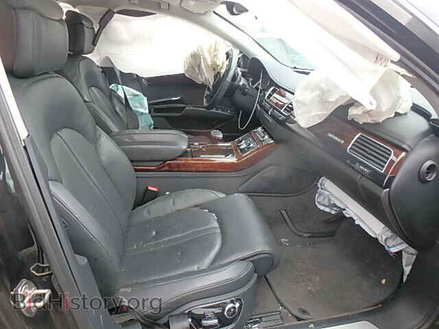 2011 AUDI A8 - VIN: WAURVAFD1BN016977 - Фото 5