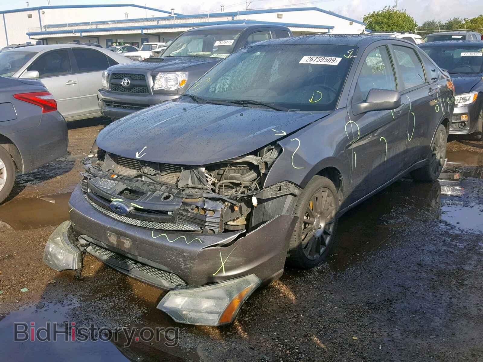 2010 FORD FOCUS - VIN: 1FAHP3GN9AW174641 - Фото 2