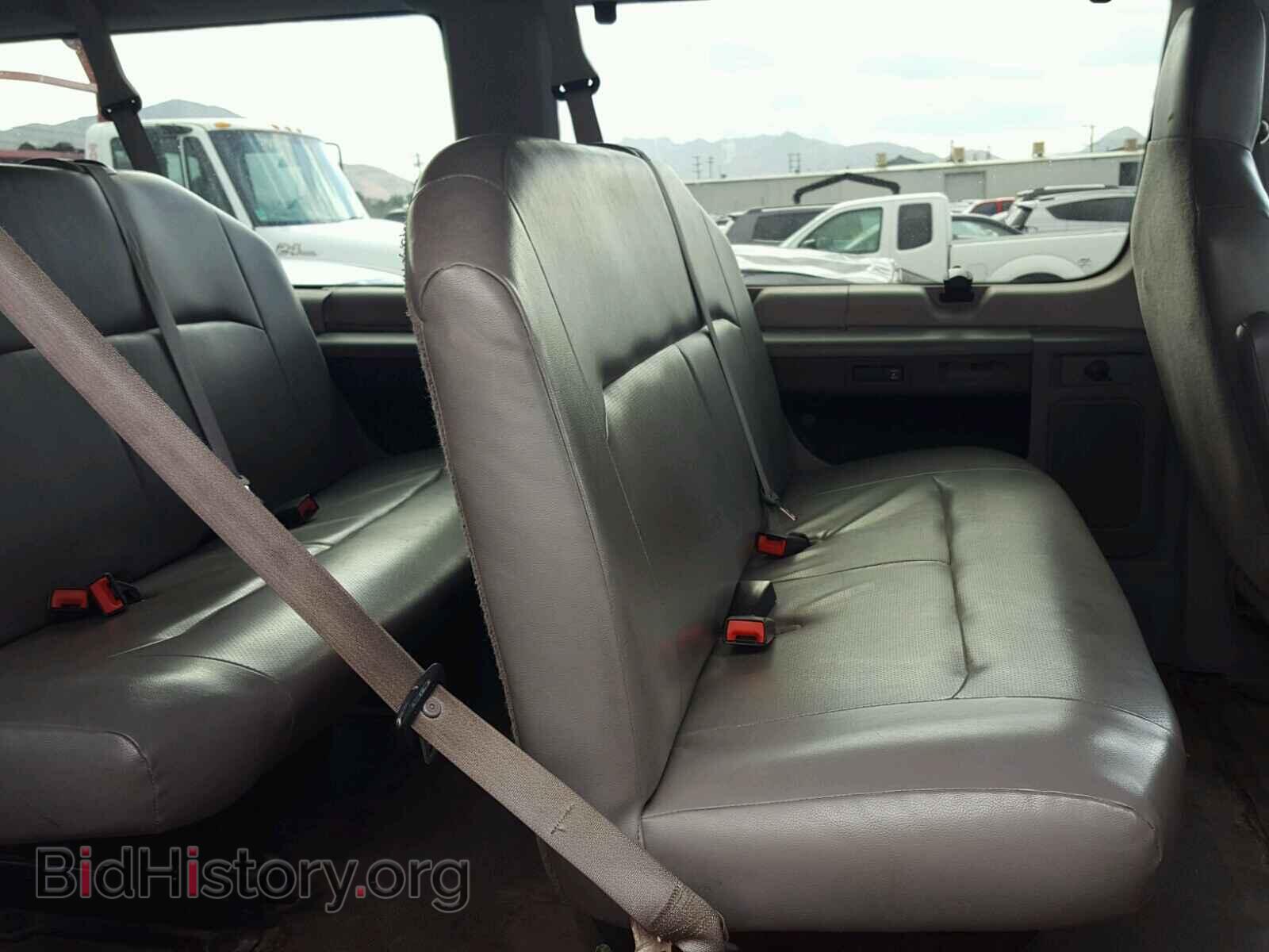 2011 FORD ECONOLINE - VIN: 1FBNE3BL0BDA28641 - Photo 6