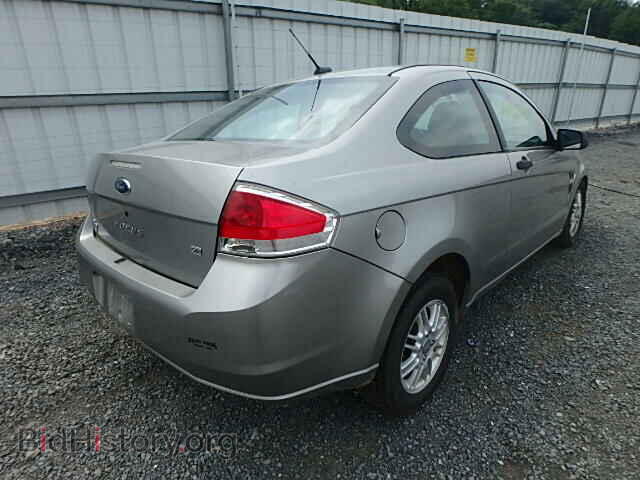 2008 FORD FOCUS - VIN: 1FAHP33N38W201168 - Фото 4