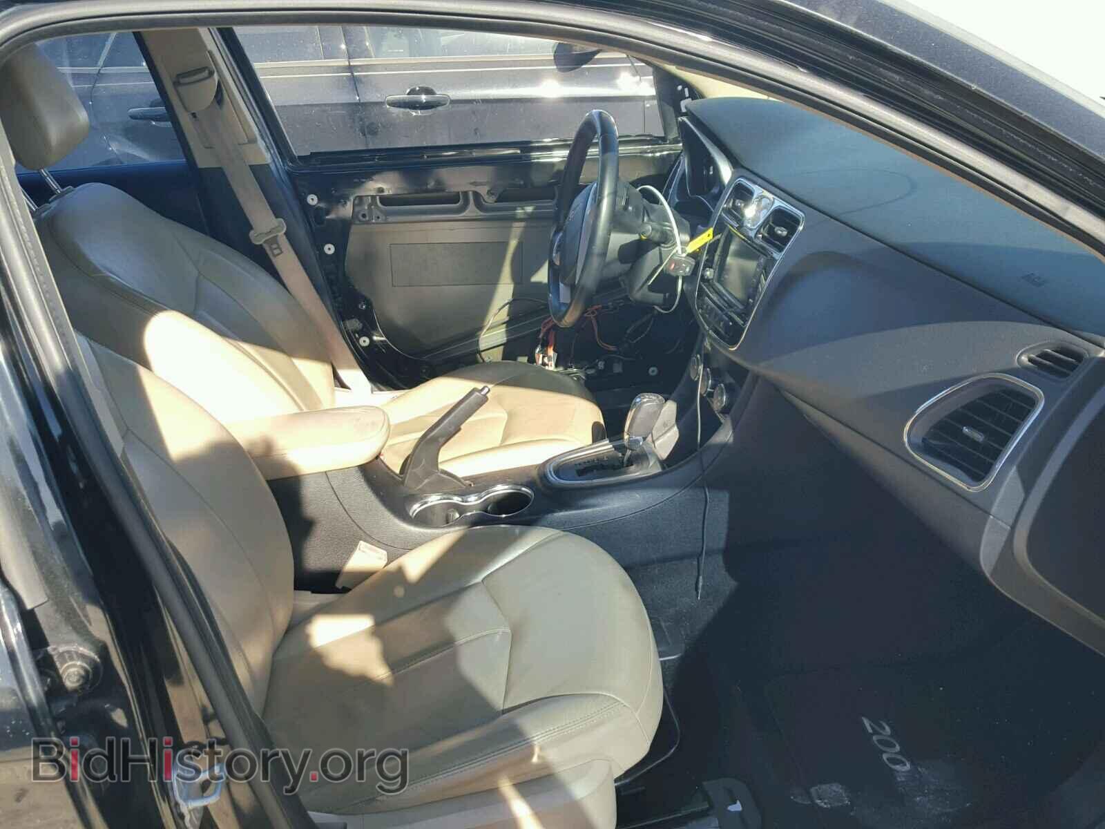2011 CHRYSLER 200 - VIN: 1C3BC2FB1BN568627 - Фото 5